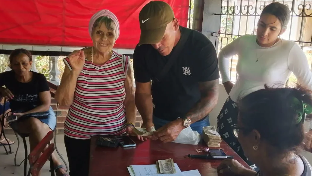 Avanza nueva variante del pago a jubilados por Caja Extra en La Lisa