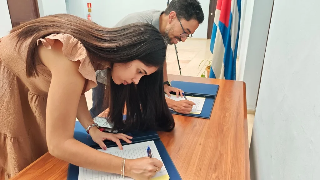 Bancarios del BCC ratifican su compromiso con la Patria