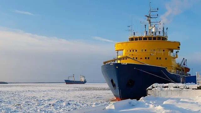 China inicia la Ruta de la Seda Glacial
