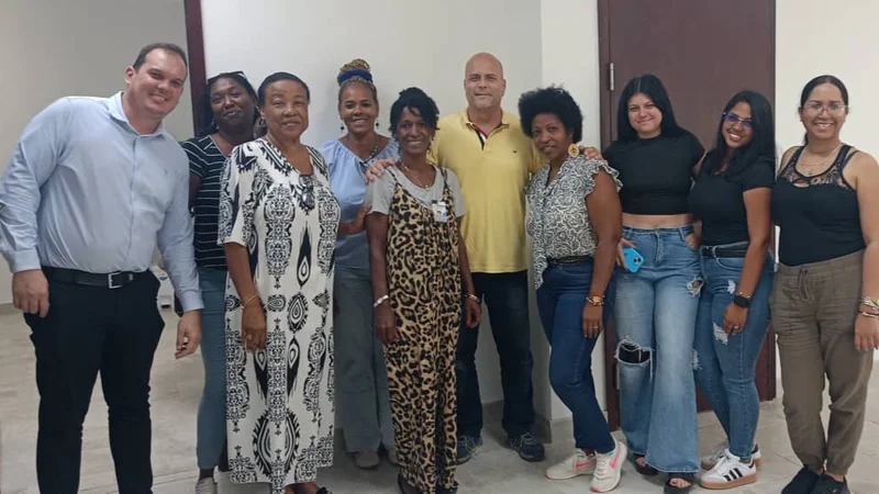 Con el héroe de la República de Cuba, Gerardo Hernández Nordelo